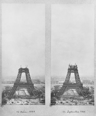 Due vedute della costruzione della Torre Eiffel, Parigi, 14 agosto e 14 settembre 1888 da French Photographer